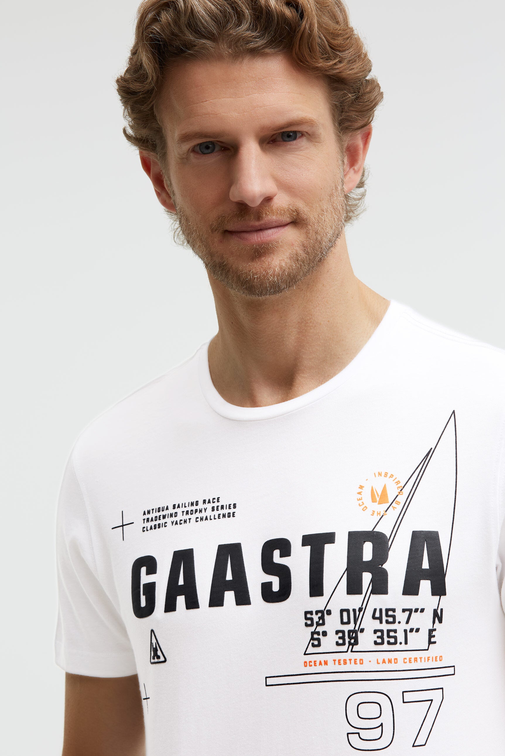 T-Shirt Rundhals mit Rubber-Logo-Artwork opticwhite
