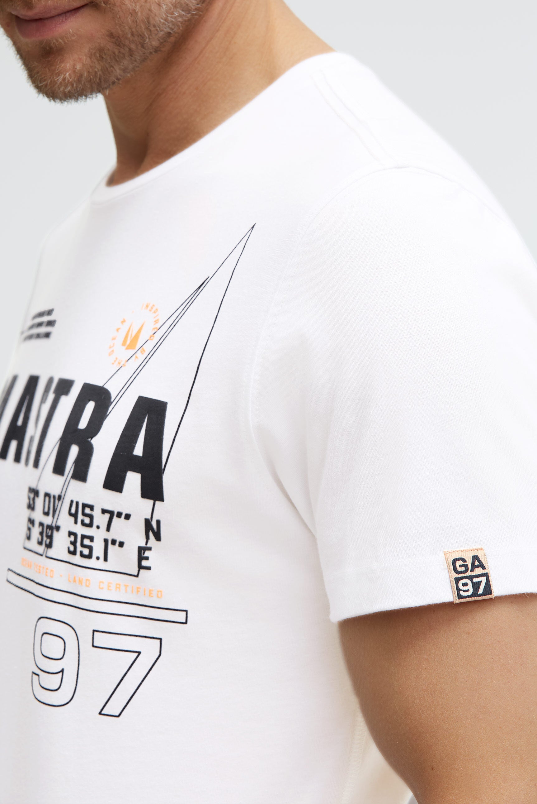 T-Shirt Rundhals mit Rubber-Logo-Artwork opticwhite