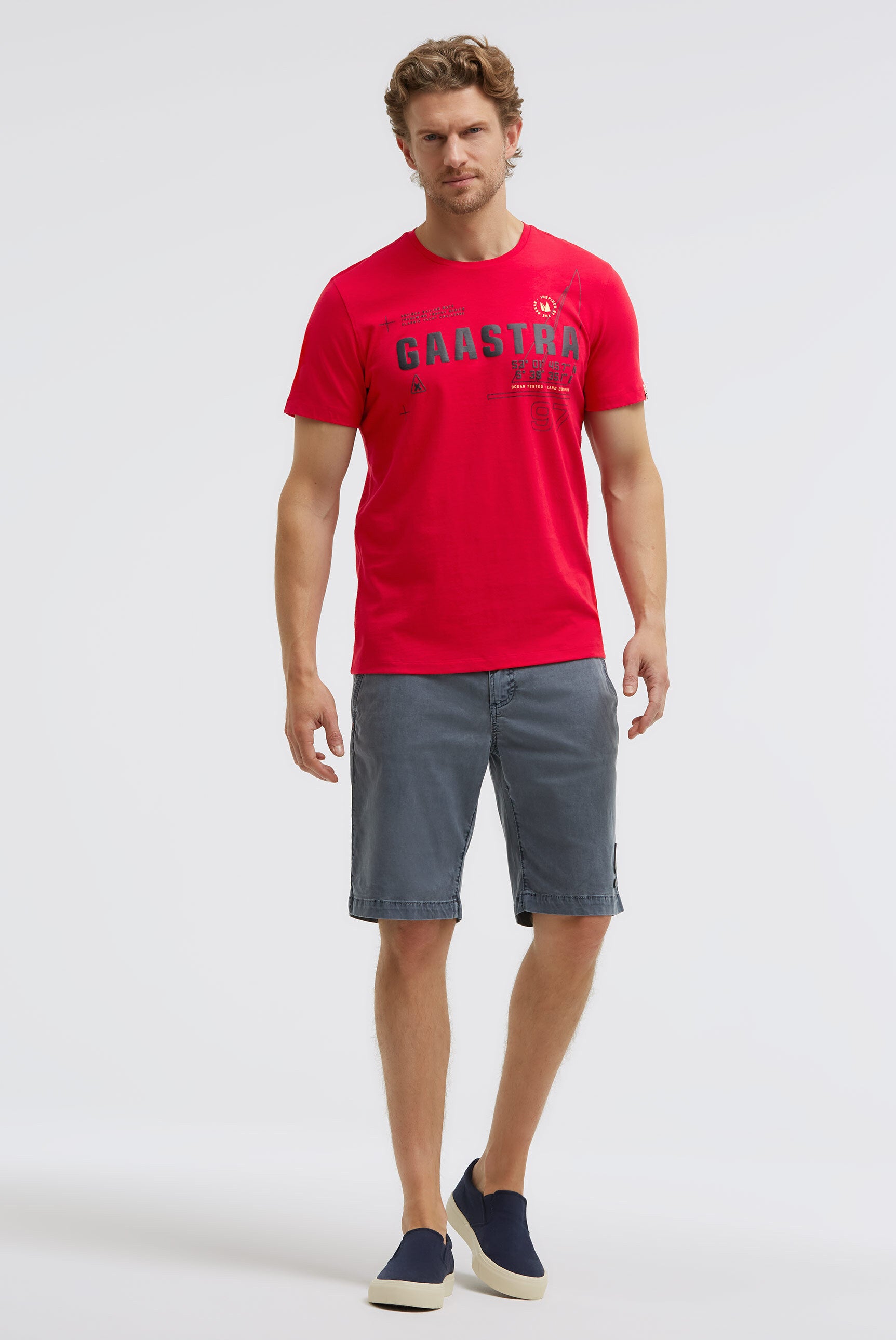 T-Shirt Rundhals mit Rubber Logo Artwork core red