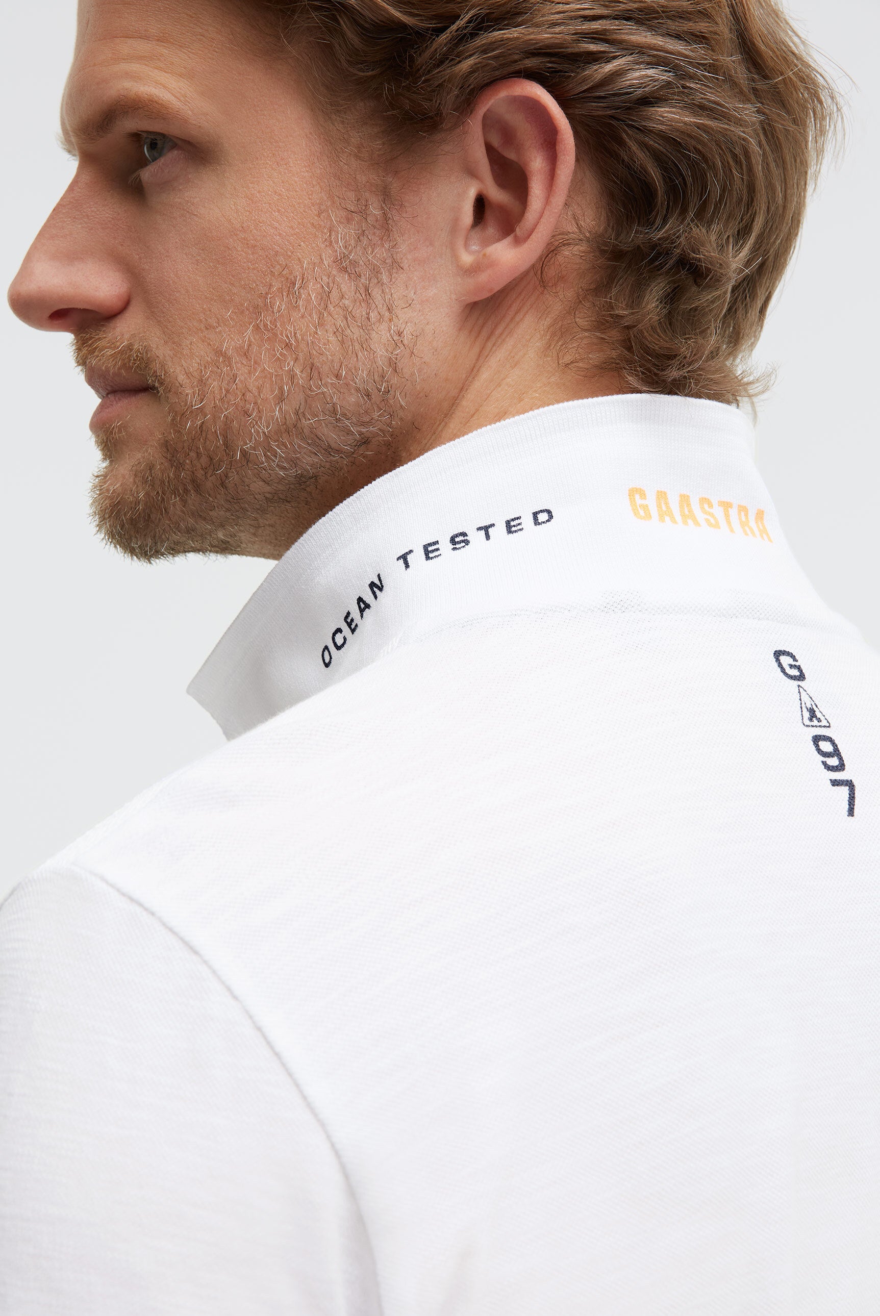 Poloshirt aus Pikee Slub mit Rubber Artwork opticwhite