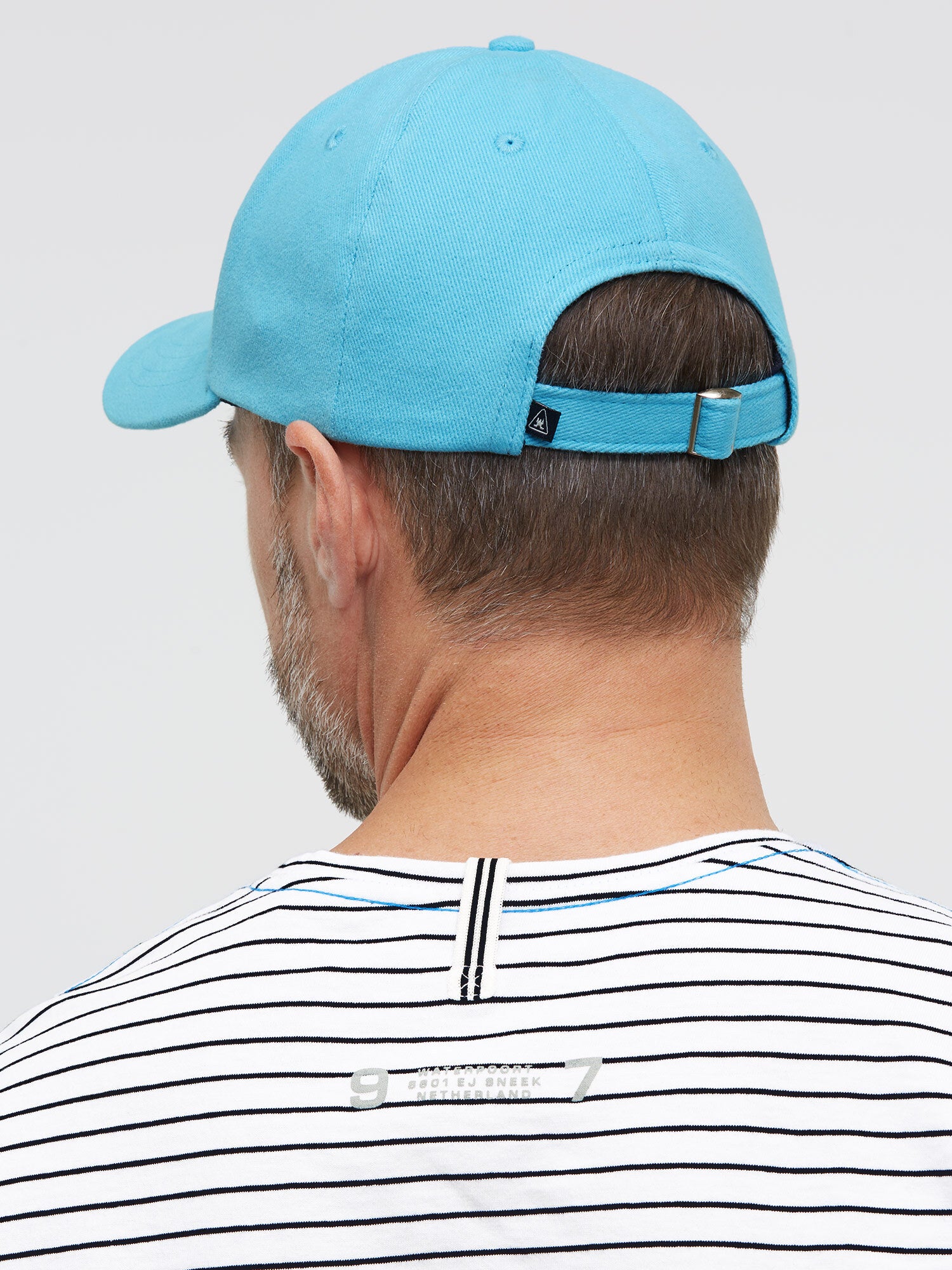 Basecap mit Rubber Artwork aquarius