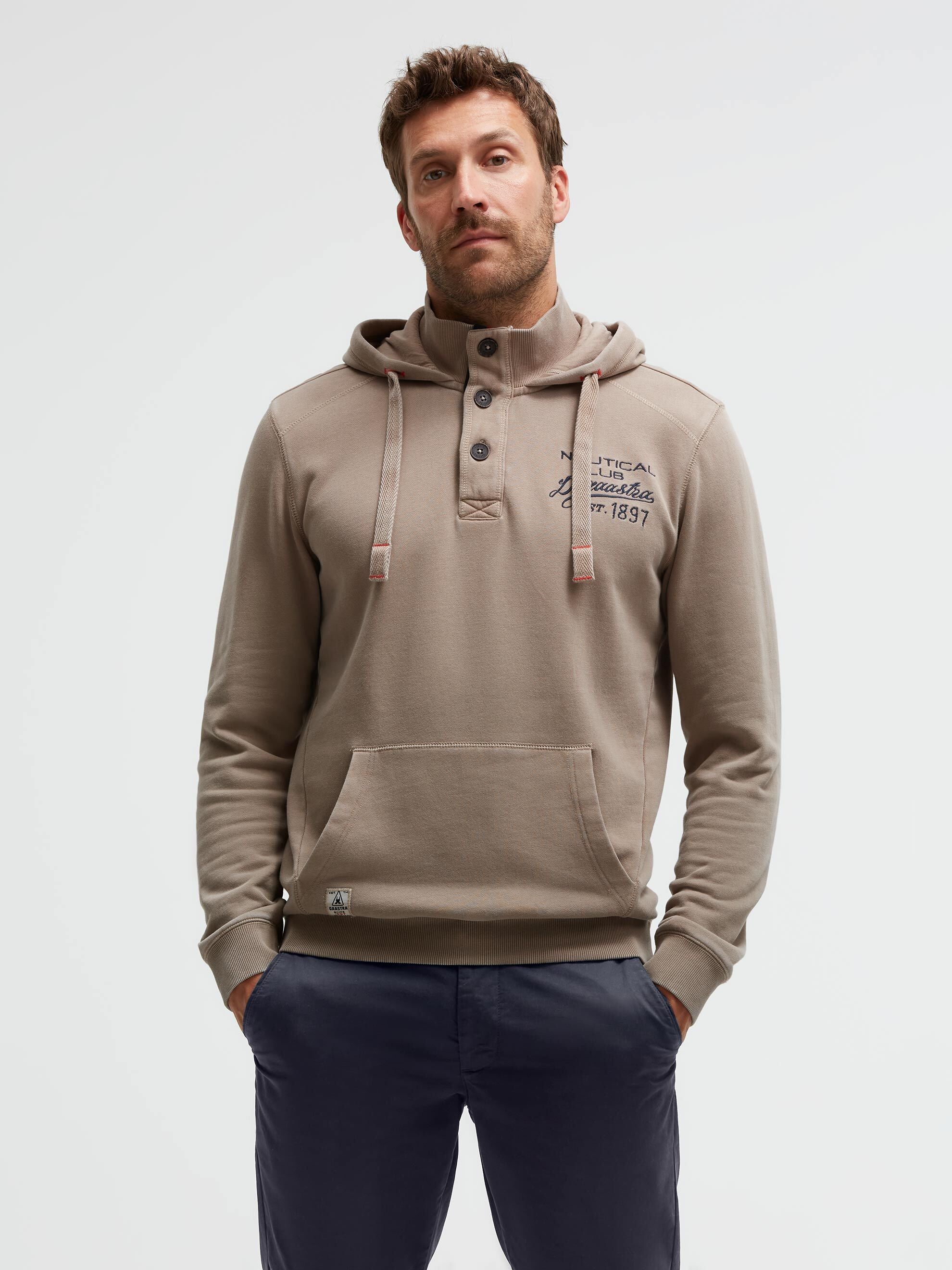 Hoodie mit Stehkragen, Knopfleiste und Rücken-Artwork coastal path